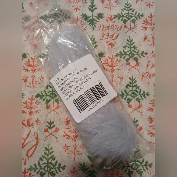 (New) Free People Faux Fur with Silver Clip - Picture 3 of 3